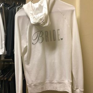 Bride zip up